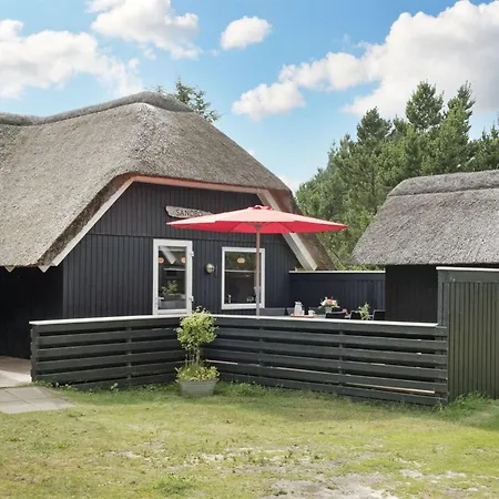 Casa de Férias Patrik - 1-4km From The Sea In Western Jutland By Interhome Blåvand