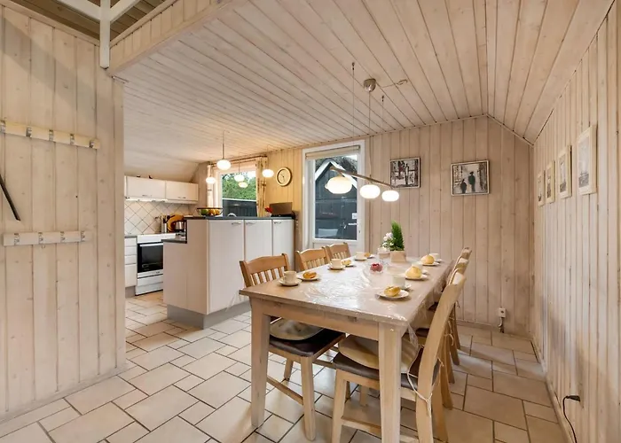 Holiday home Patrik - 1-4km From The Sea By Interhome *