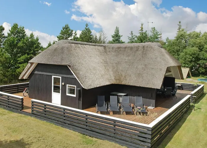 Patrik - 1-4km From The Sea By Interhome *